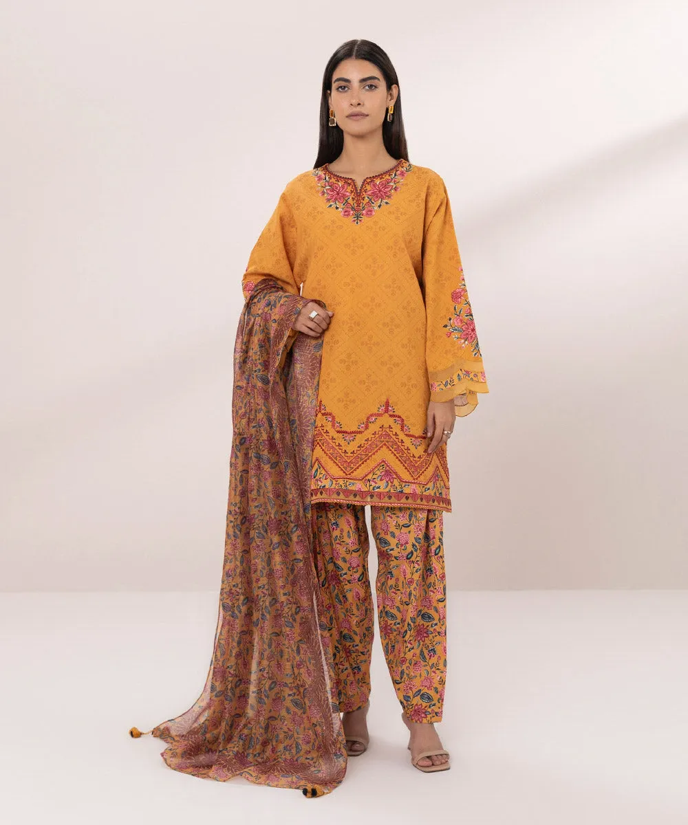 3 Piece - Embroidered Jacquard Suit