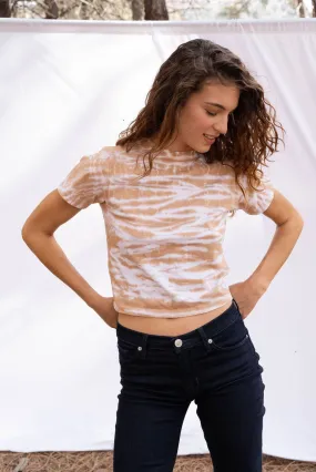 Vintage Style Cotton Crop Tee for Women - Soft, Comfortable, and Trendy